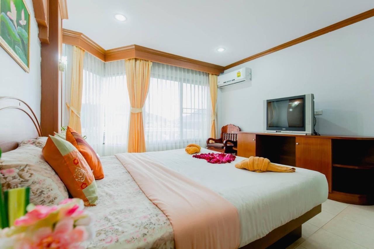 RK Guesthouse Patong Extérieur photo