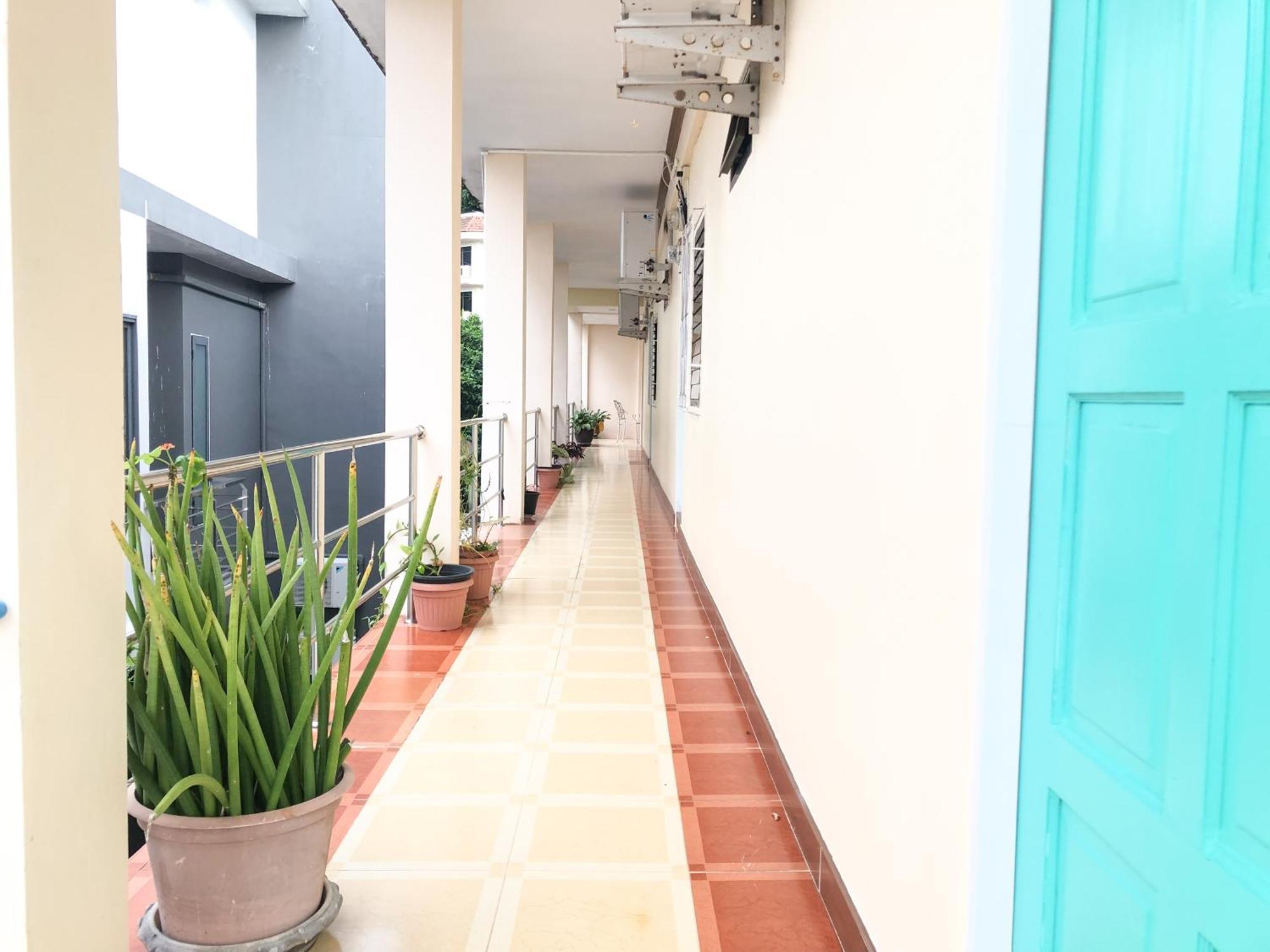 RK Guesthouse Patong Extérieur photo