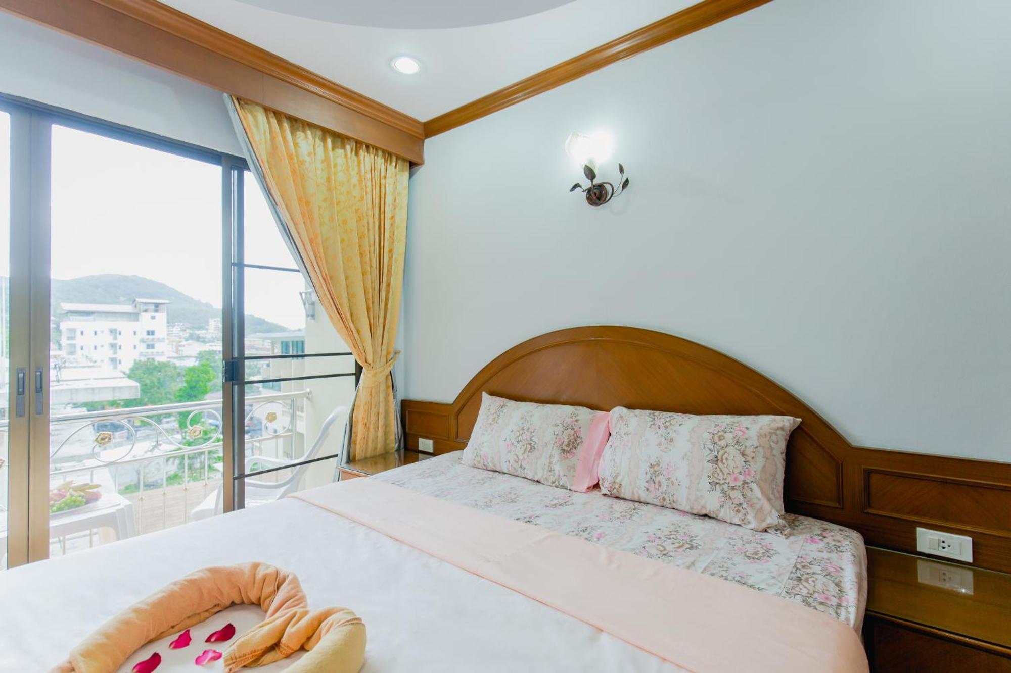 RK Guesthouse Patong Extérieur photo