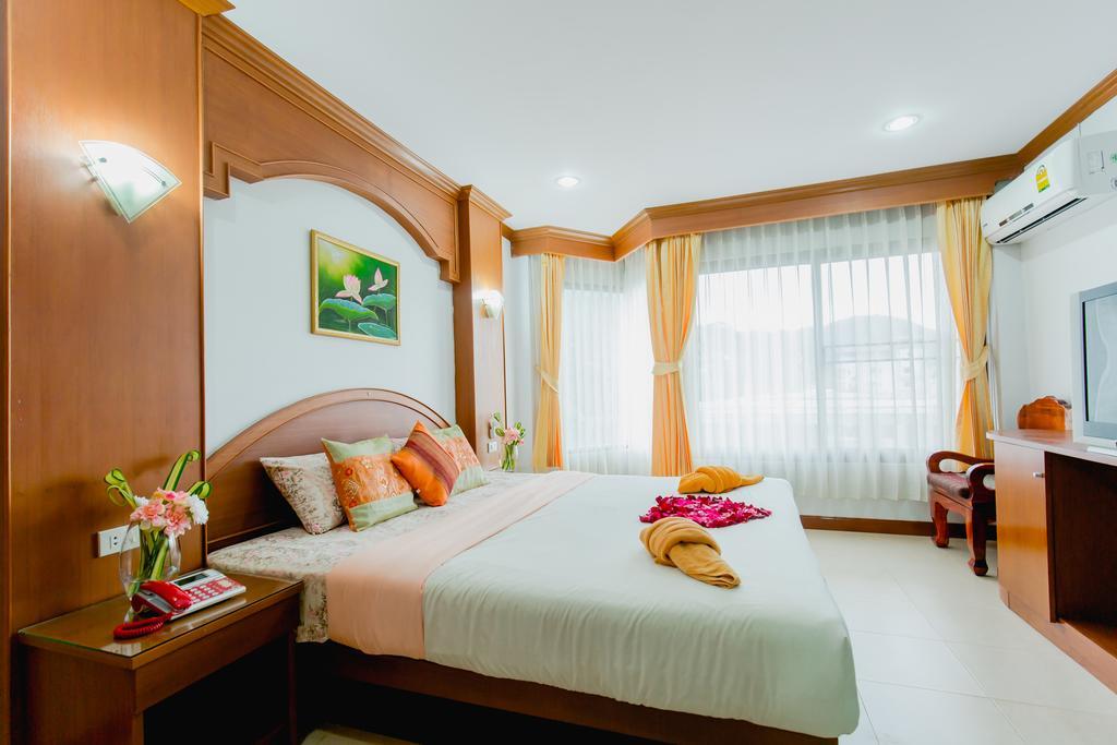 RK Guesthouse Patong Extérieur photo