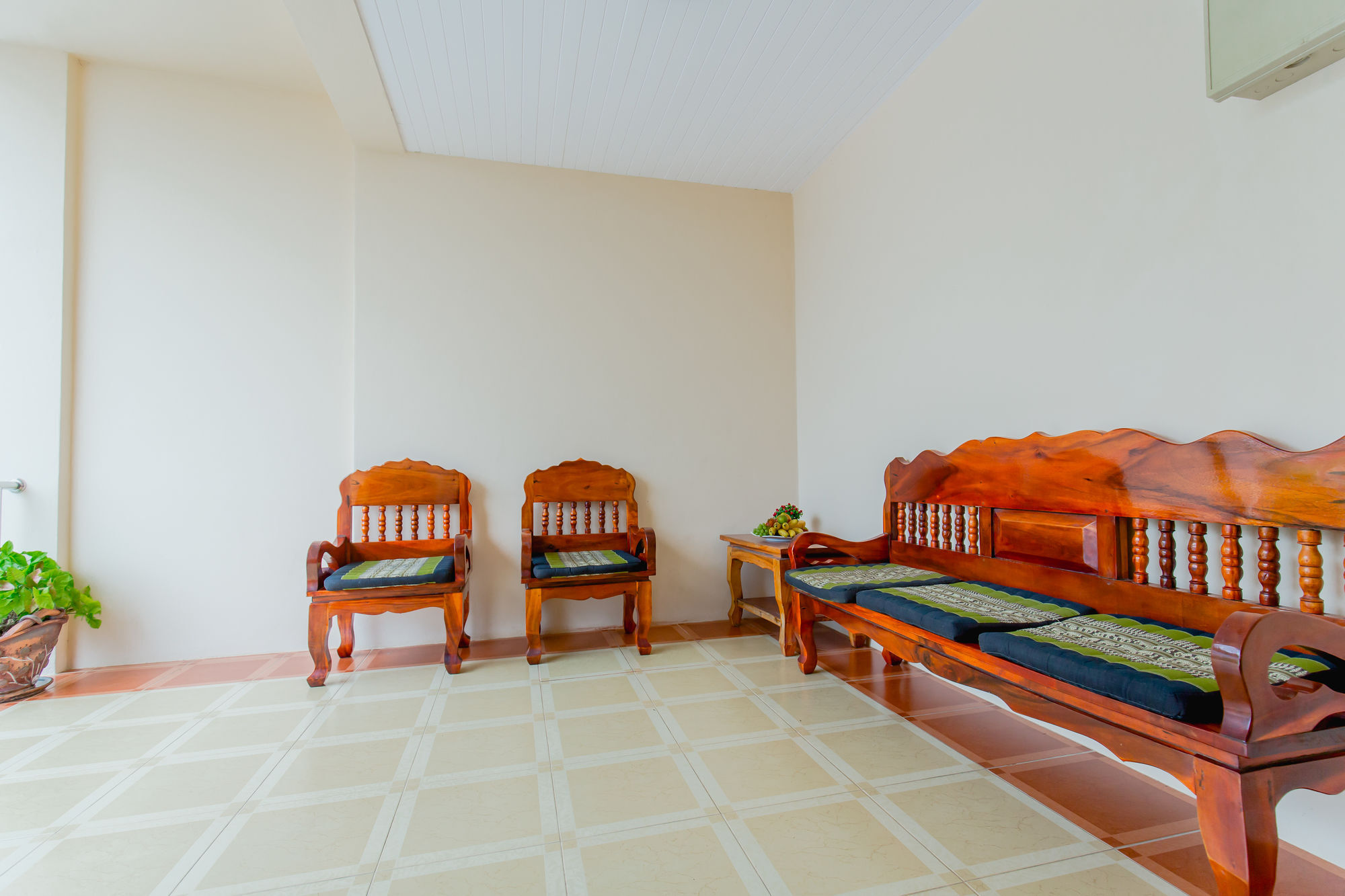 RK Guesthouse Patong Extérieur photo
